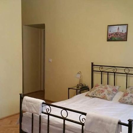 Central Square Studios Sibiu Ngoại thất bức ảnh